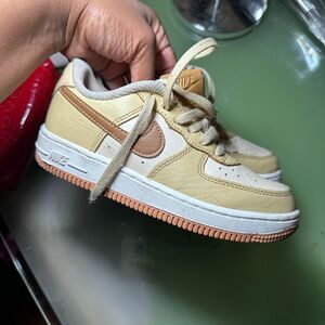 Little Boy Tan/Cream Air Force one SZ 12.5 C